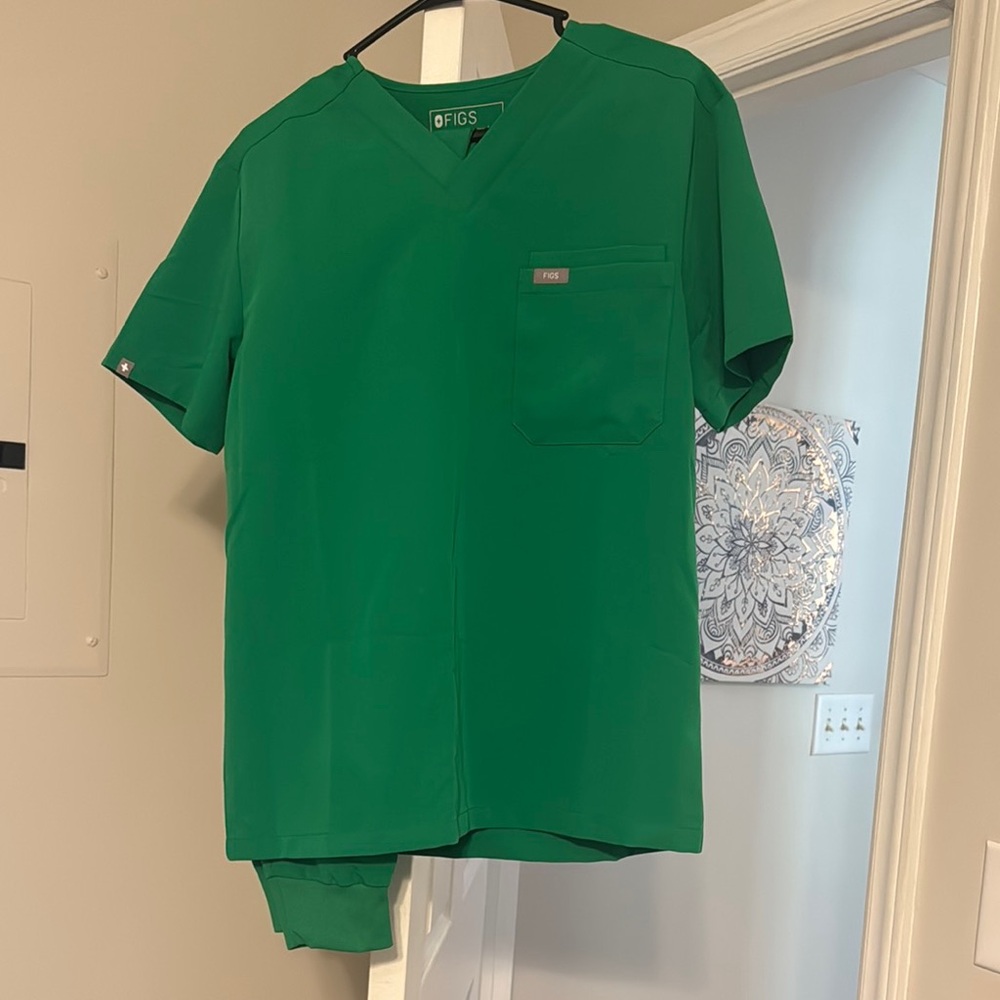 Men’s Figs Scrubs - Tansen Joggers Zion Top